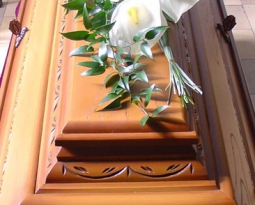 Sargbouquet klein – Aufpreis 35,- €